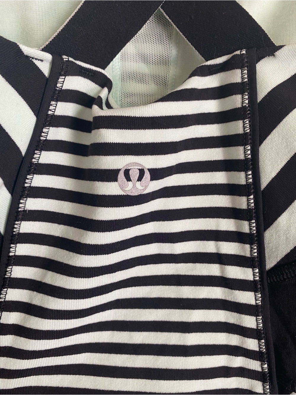 Lululemon Work It Out Tank Top Sz 4 Stripe Yoga Gym Pilates Workout - Picture 5 of 6